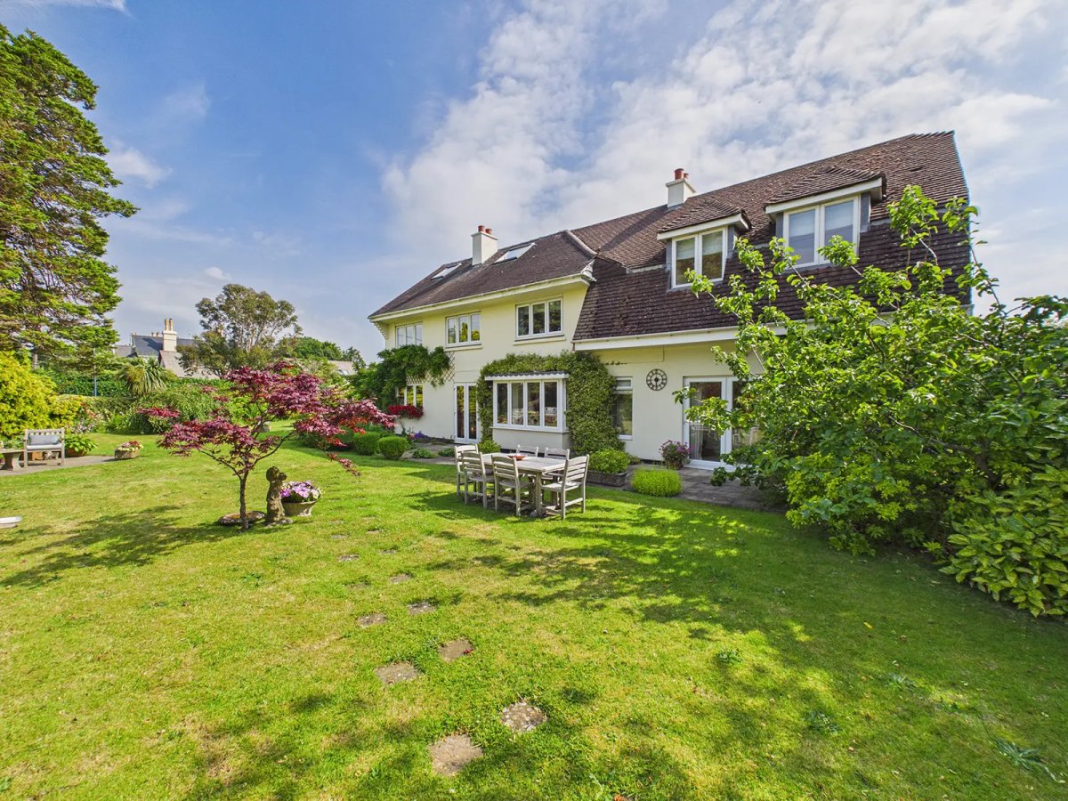 Grove House Grove Mount, Ramsey, Isle Of Man, Isle Of Man, IM8 3HN.