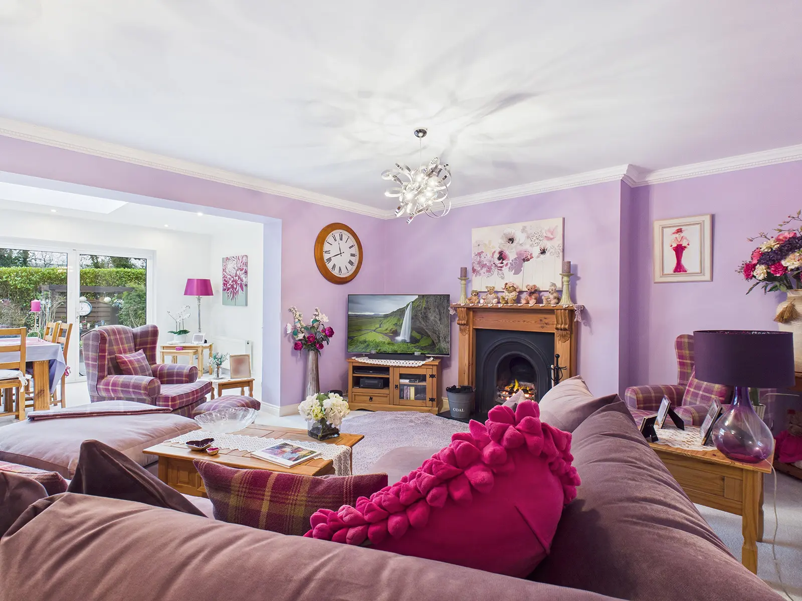 8 Ballaglonney Close, Crosby, Isle Of Man, Isle Of Man, IM4 2DH. - Photo 2 of 47