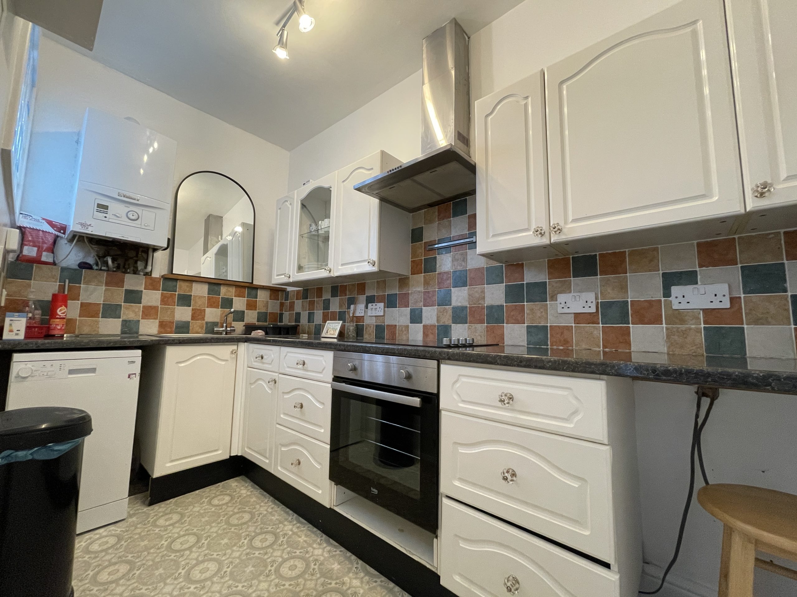 16 Hawarden Ave , Douglas , Isle of Man , IM1 4BS. - Photo 5 of 8