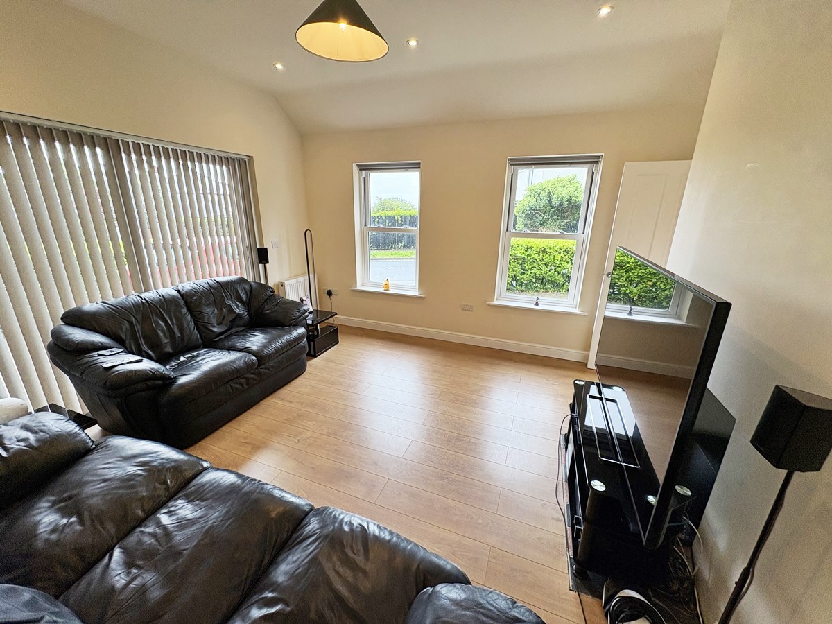 Cowan Head, Crescent Road, Ramsey, Isle of Man, IM8 2JR. - Photo 3 of 17