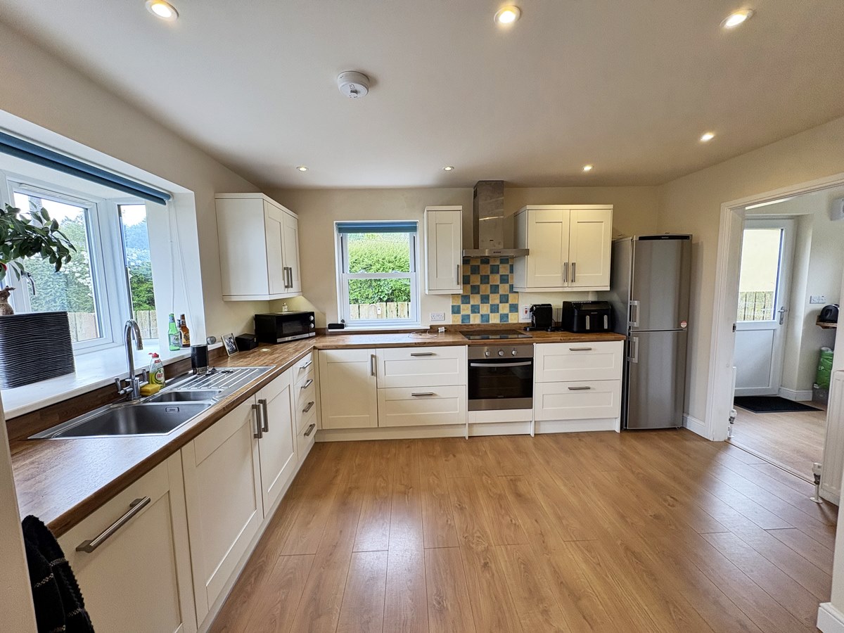 Cowan Head, Crescent Road, Ramsey, Isle of Man, IM8 2JR. - Photo 5 of 17