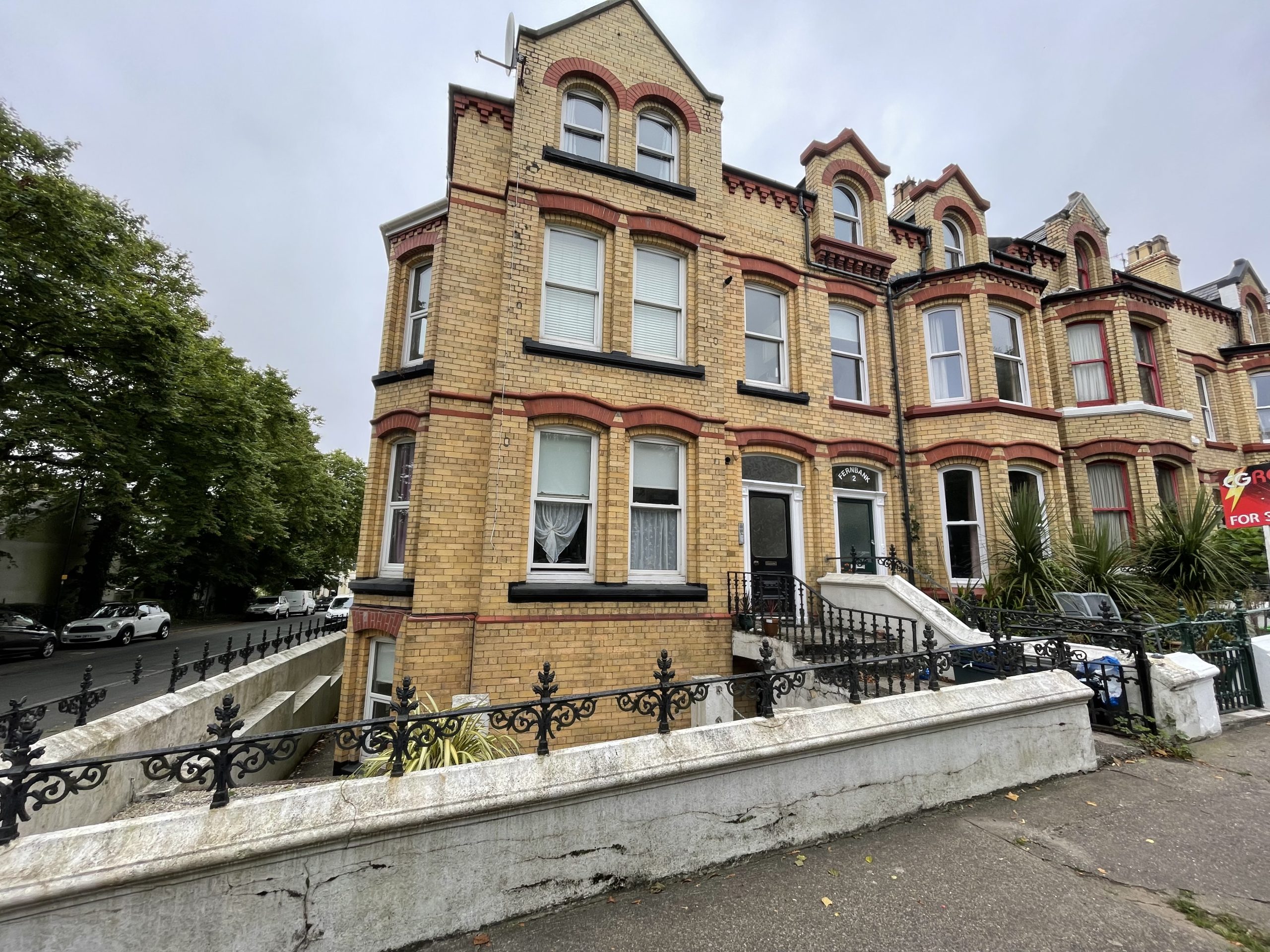 1 Hutchinson Square, Douglas, Isle of Man, IM2 4HU. - Photo 1 of 6