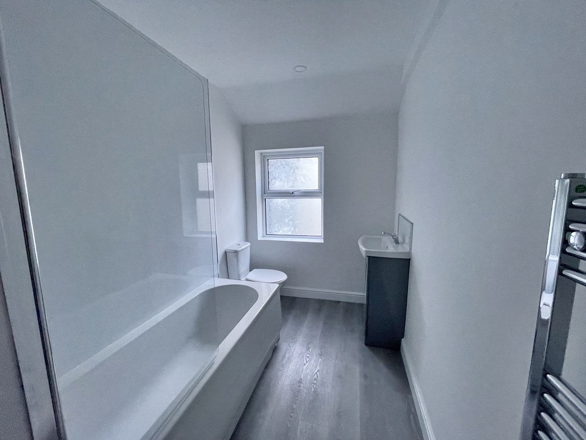 Antrim Apartments, Mooragh Promenade, Ramsey, Isle of Man, IM8 3AQ. - Photo 5 of 6