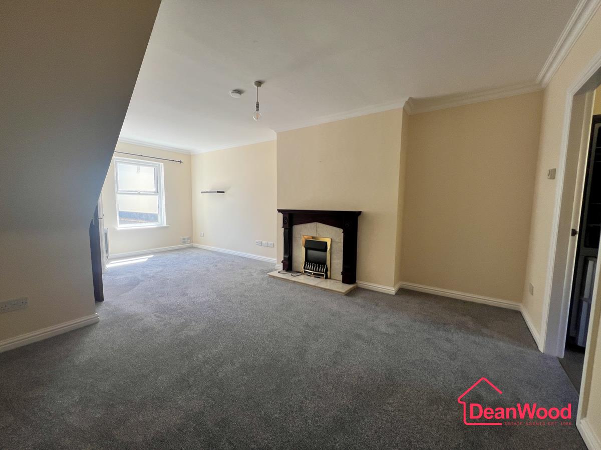 24 Hillberry Lakes, Governors Hill, Douglas, Isle of Man. - Photo 4 of 17