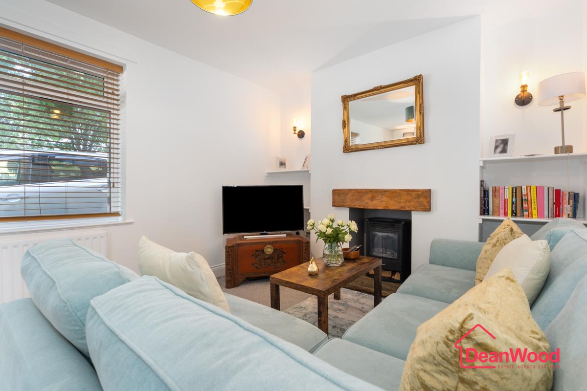 12 Upper Dukes Road, Douglas, Isle of Man. - Photo 4 of 25