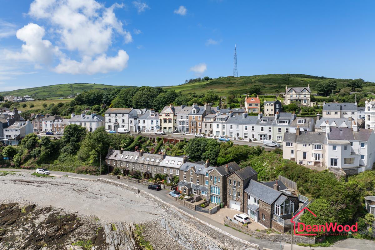 8 Primrose Terrace, Port St Mary, Isle of Man. - Photo 3 of 35