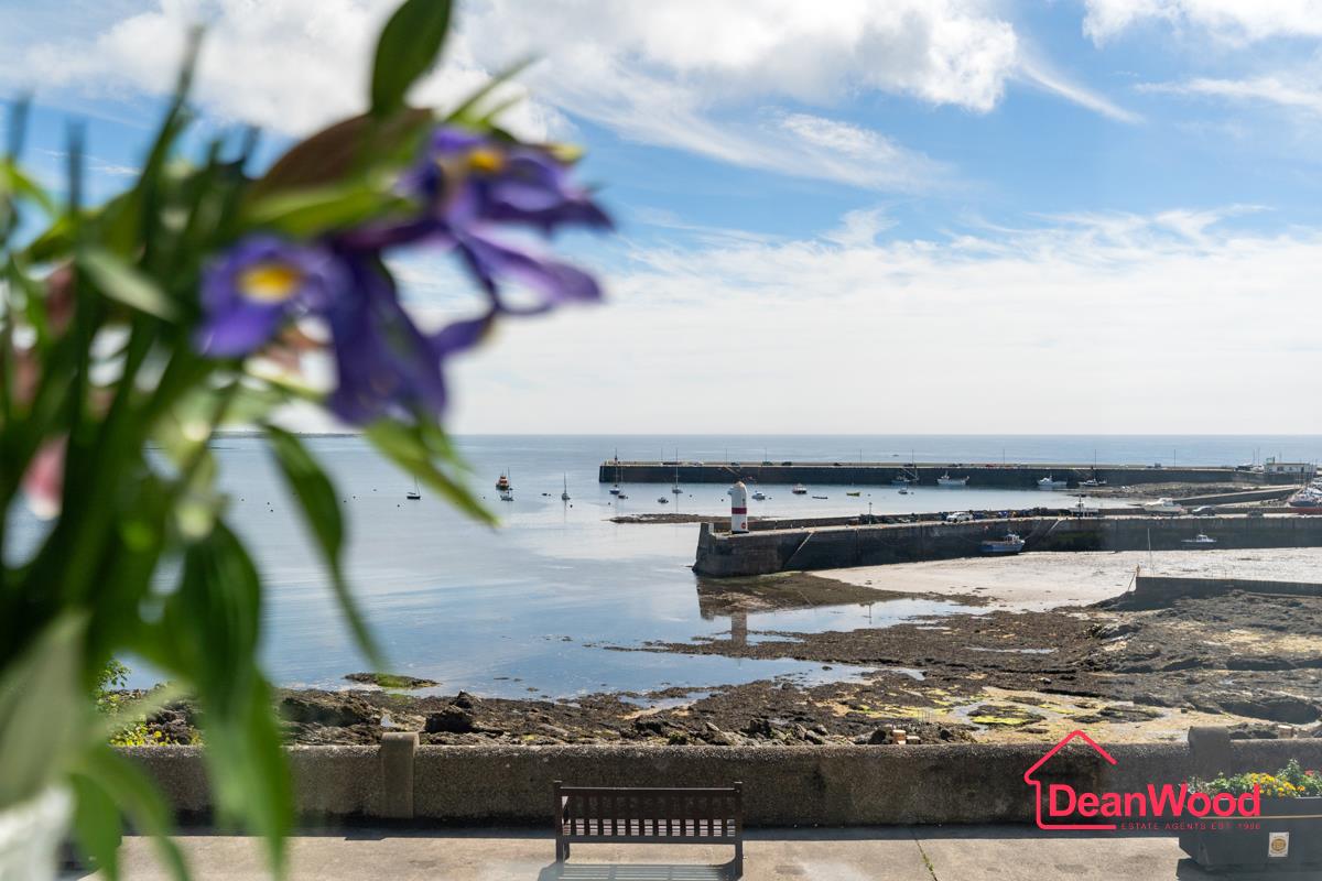 8 Primrose Terrace, Port St Mary, Isle of Man. - Photo 4 of 35