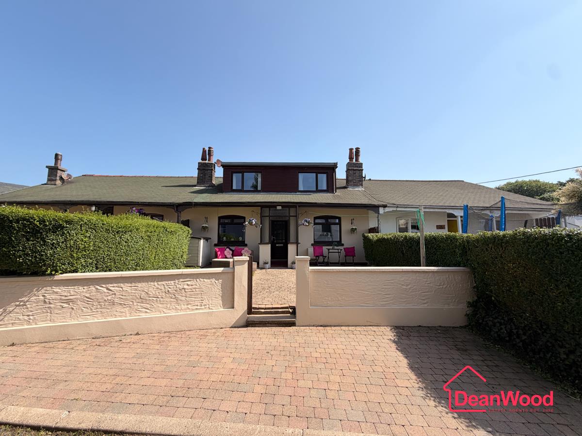 2 Richmond Terrace, Kissacks Lane, Crosby. - Photo 1 of 19