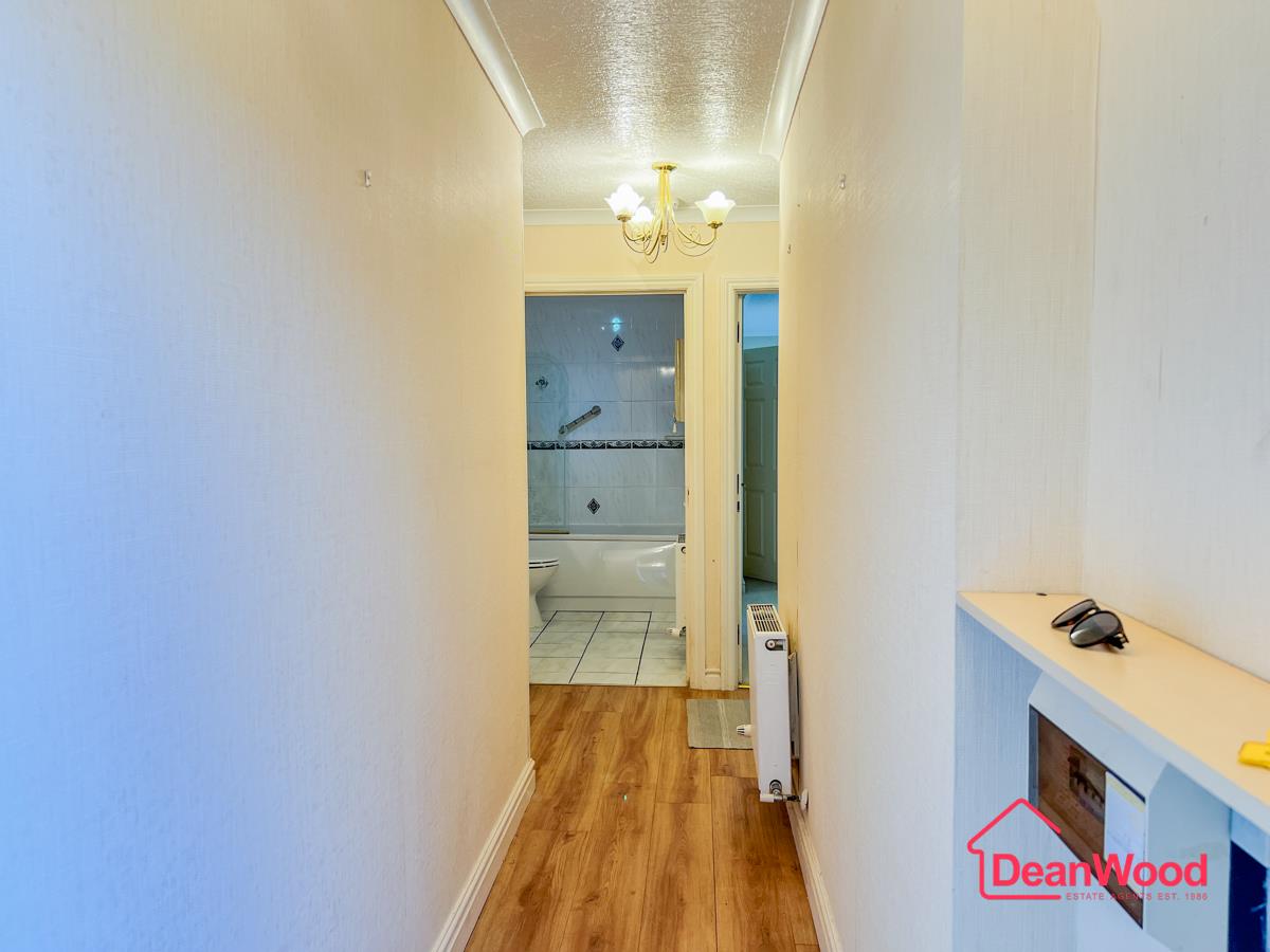 15 Eyreton Park, Crosby, isle of Man. - Photo 5 of 19