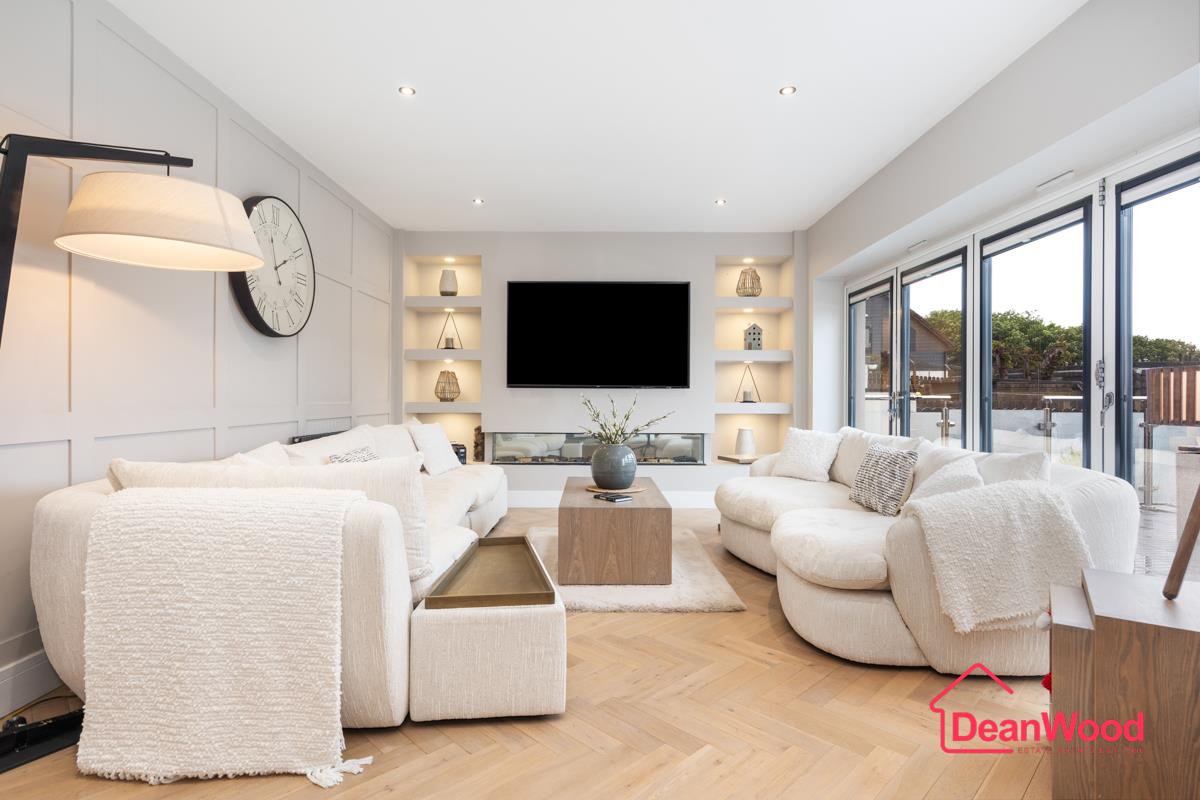 14, Marathon Road, Douglas. - Photo 5 of 49