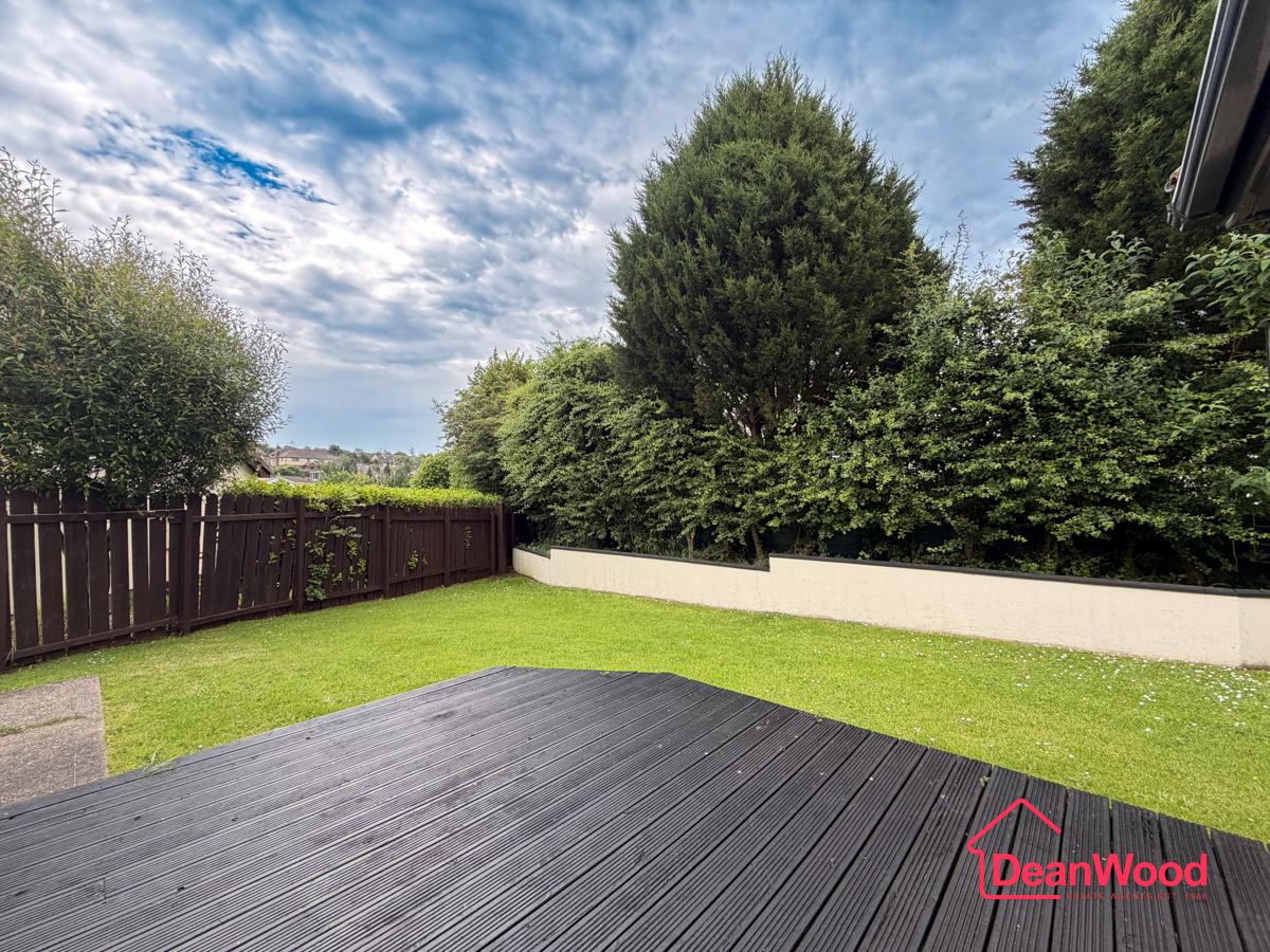 11 Larch Hill Grove, Onchan. - Photo 2 of 18