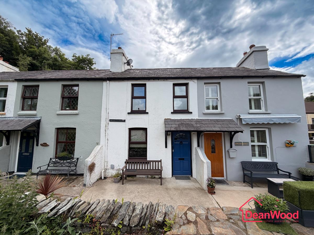2 Chapel Terrace, Glen Road, Laxey. - Photo 1 of 14