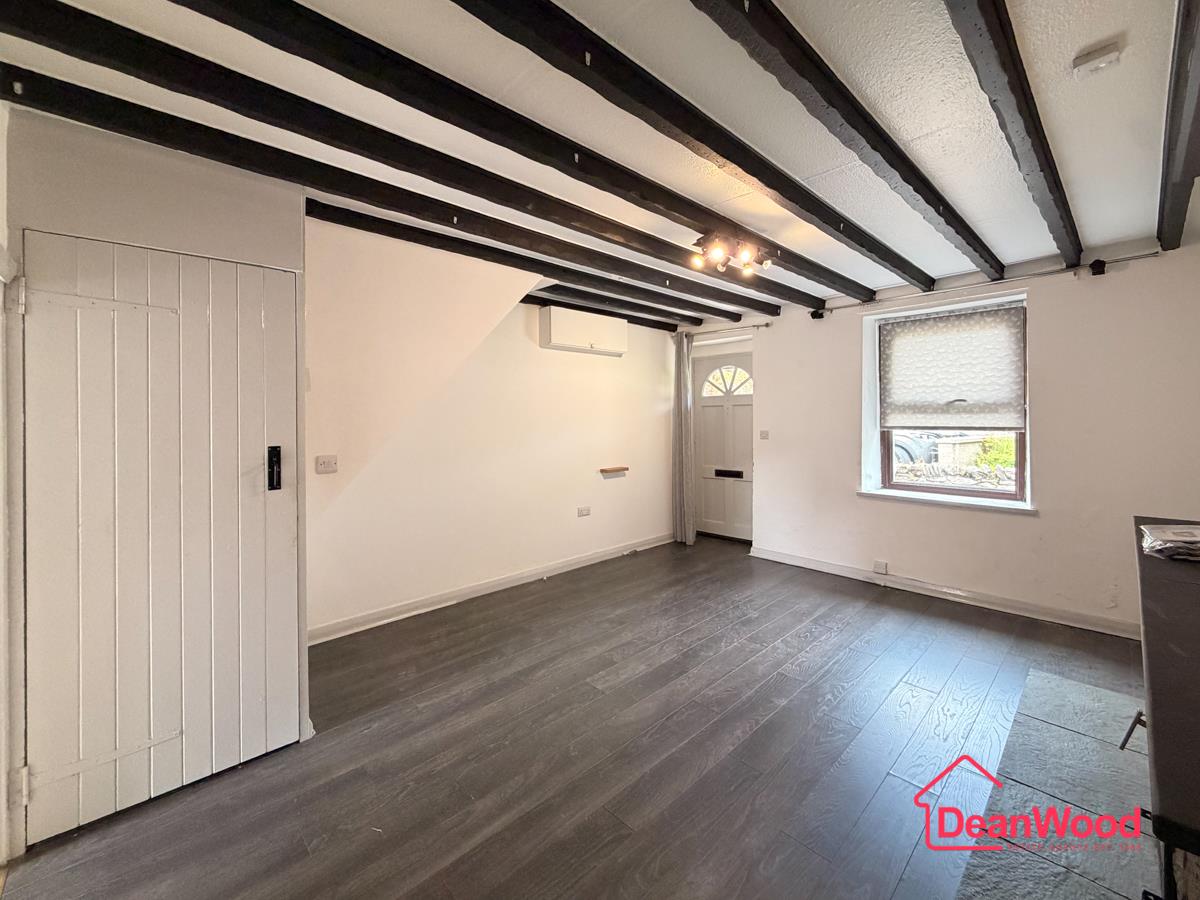 2 Chapel Terrace, Glen Road, Laxey. - Photo 4 of 14