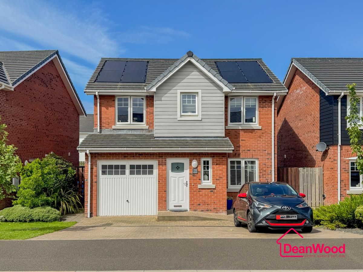 77 Royal Park, Ramsey, Isle Of Man. - Photo 2 of 26