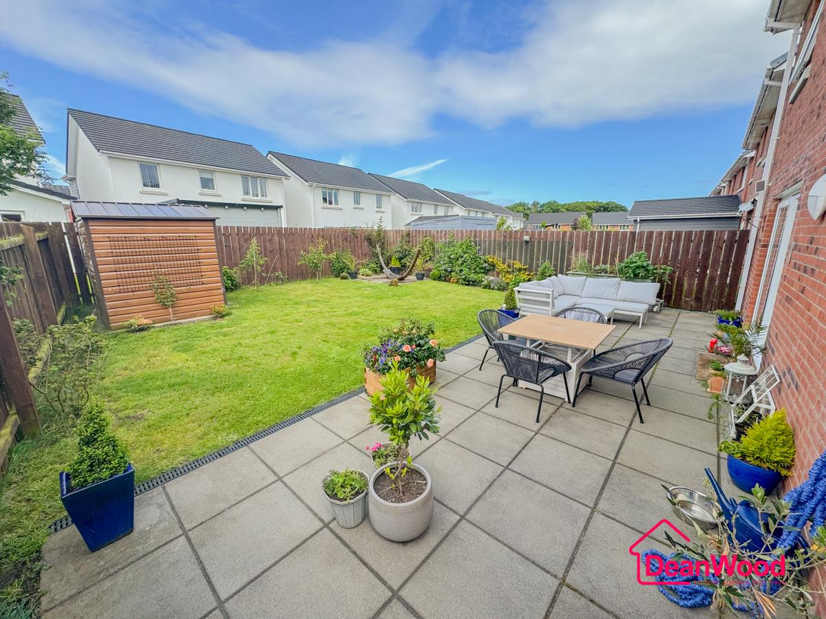 77 Royal Park, Ramsey, Isle Of Man. - Photo 3 of 26