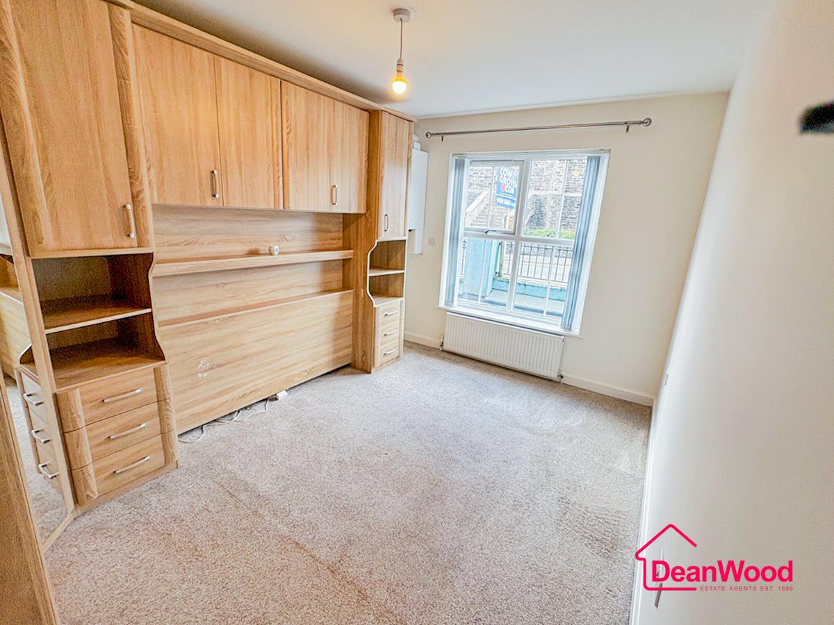Apartment 3 Wellington House Waterloo Road, Ramsey. - Photo 5 of 7