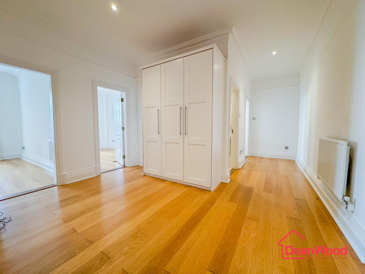 Apartment 4, Douglas Head Apartments, Douglas. - Photo 5 of 27