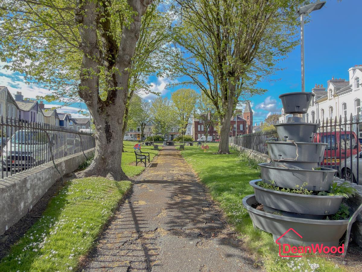 14 Queens Avenue, Douglas. - Photo 2 of 46