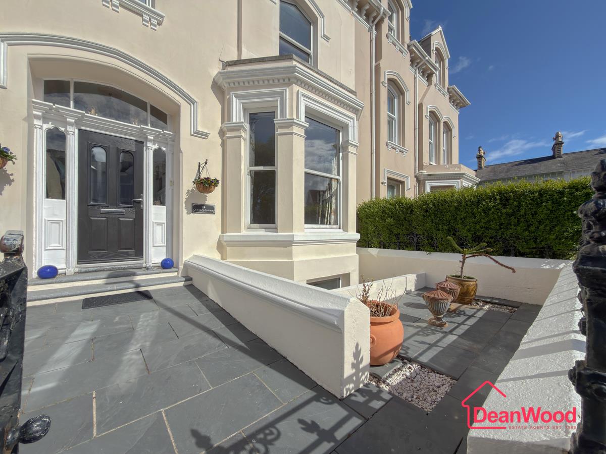 14 Queens Avenue, Douglas. - Photo 3 of 46