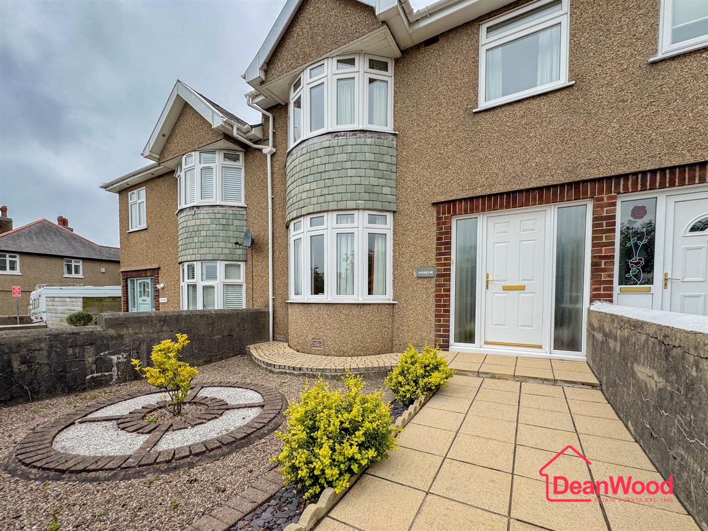Somerset Road, Douglas, Isle Of Man. - Photo 2 of 24