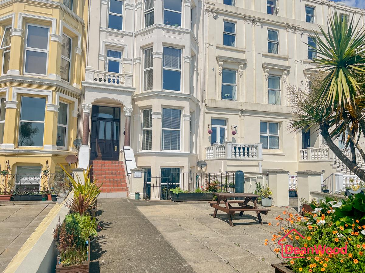 Apartment 2, Palm Court, 2 Derby Terrace, Douglas, Isle Of Man. - Photo 3 of 25