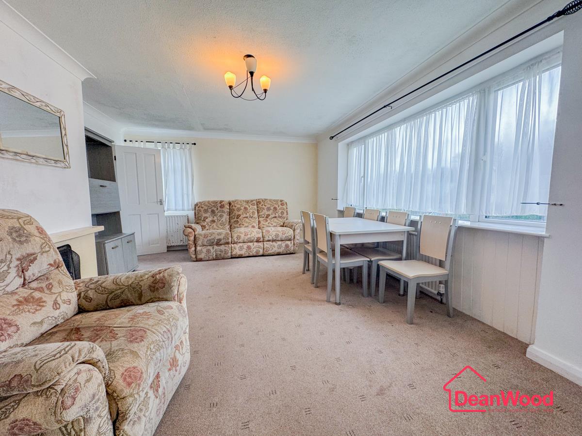5, Wybourn Drive, Onchan. - Photo 3 of 16