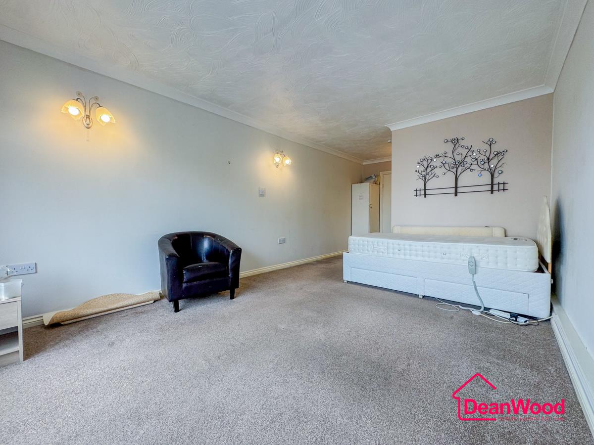 125 St. Pauls Square, Ramsey, Isle Of Man. - Photo 5 of 8