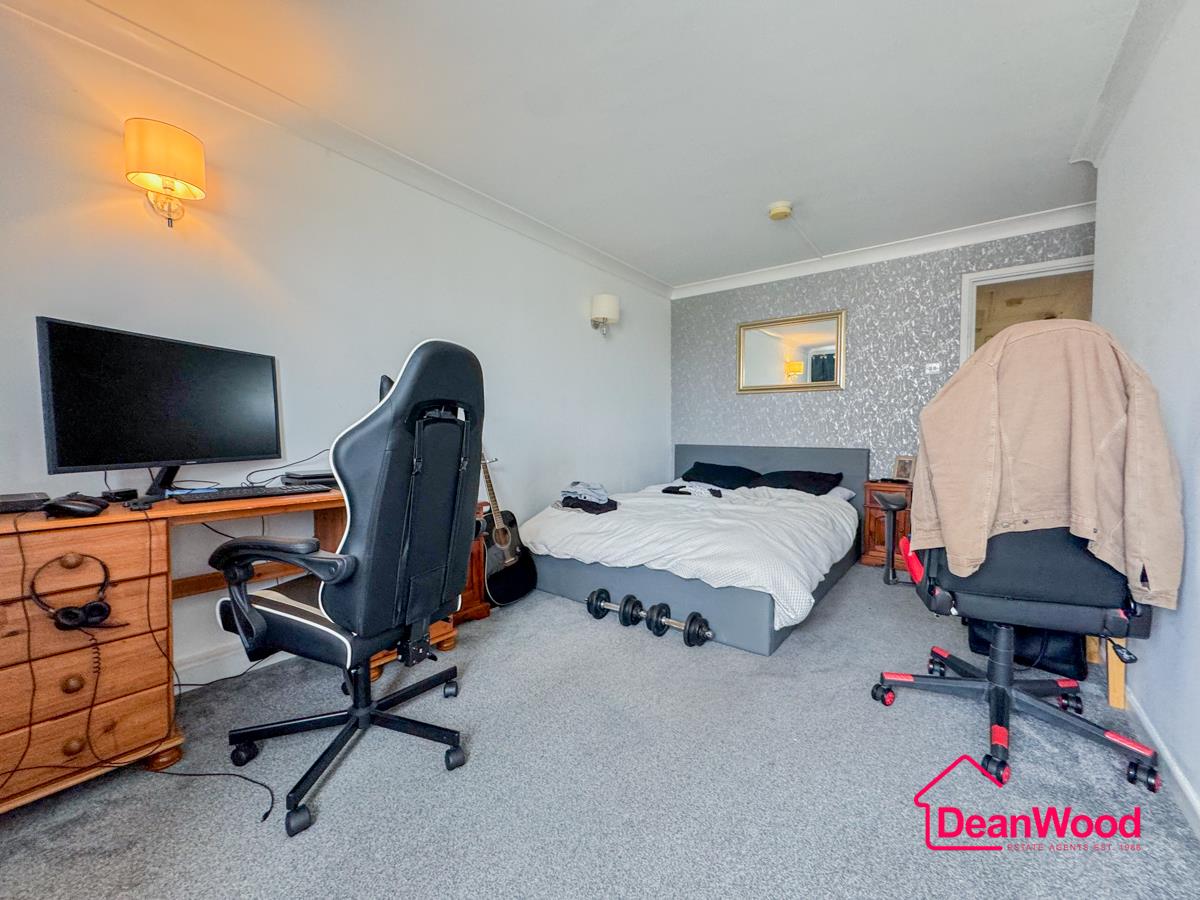 25 Rectory Court, Ramsey, Isle Of Man. - Photo 5 of 7