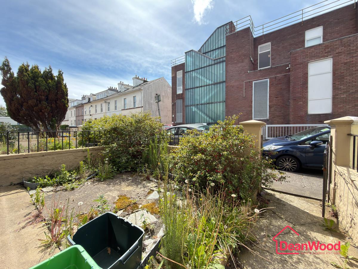 15 Dalton Street, Douglas. - Photo 2 of 12