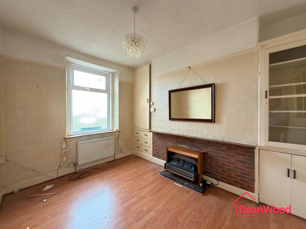 15 Dalton Street, Douglas. - Photo 4 of 12