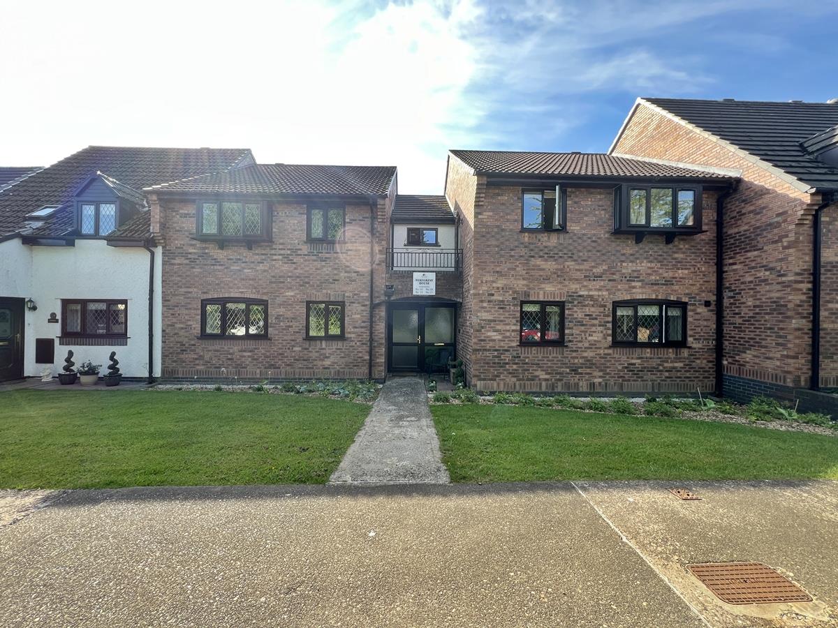 30, Saddle Mews, Douglas. - Photo 1 of 21