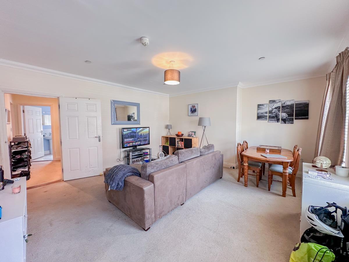Beechwood Apartments, Empire Terrace, Douglas, Isle Of Man. - Photo 4 of 13