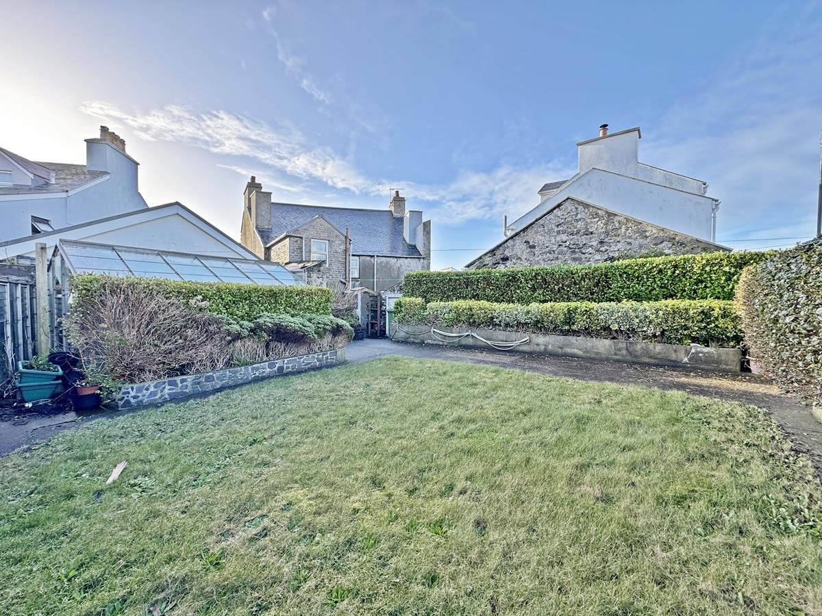 1, College Green, Castletown, Isle of Man. - Photo 2 of 24