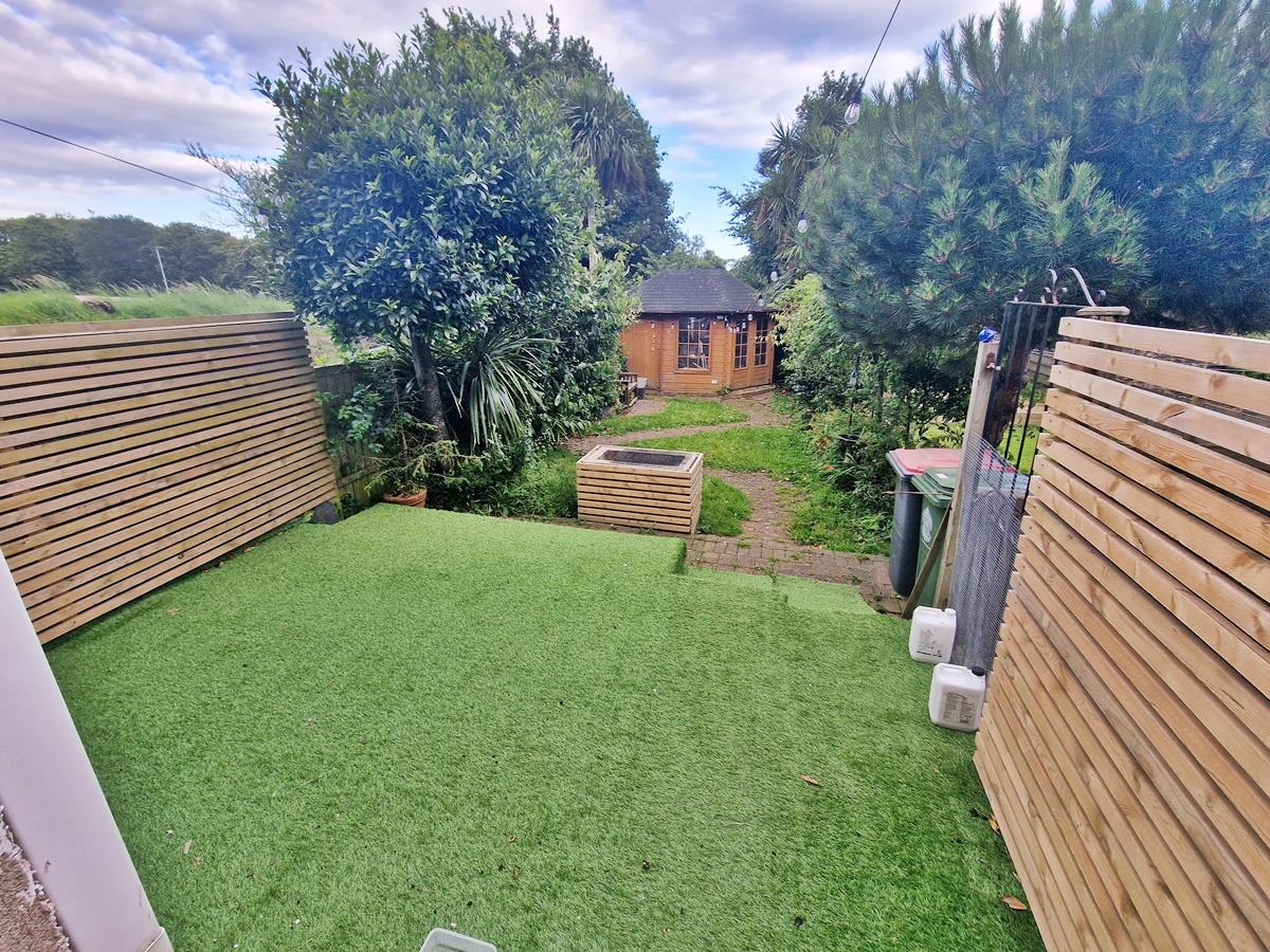 10, Poplar Terrace, Douglas. - Photo 2 of 20