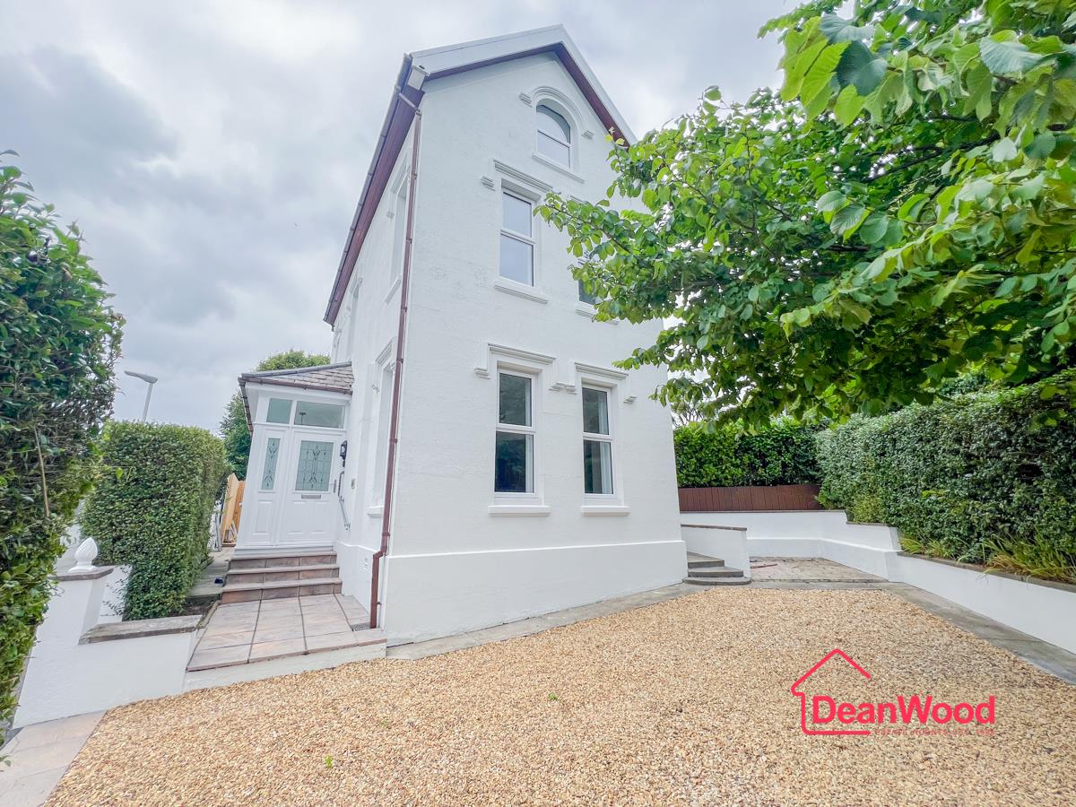 1 Roslyn Terrace, Douglas, Isle Of Man. - Photo 2 of 34