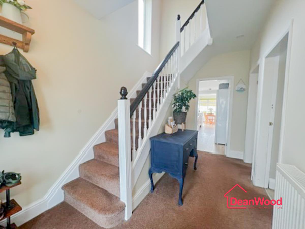 18, St. Catherines Drive, Douglas, Isle Of Man. - Photo 5 of 31