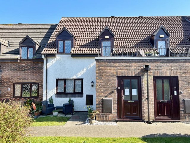 60 Saddle Mews, Douglas.