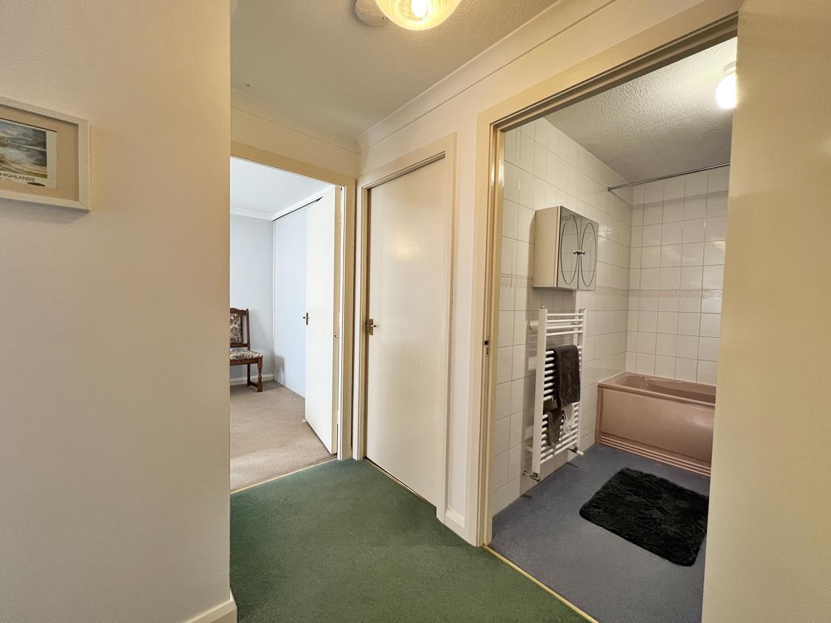 91 Saddle Mews, Douglas. - Photo 3 of 13