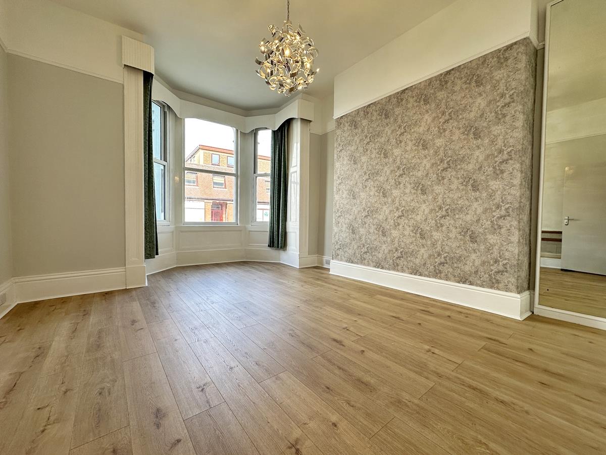 Flat 1, 35 Peel Road, Douglas. - Photo 2 of 8