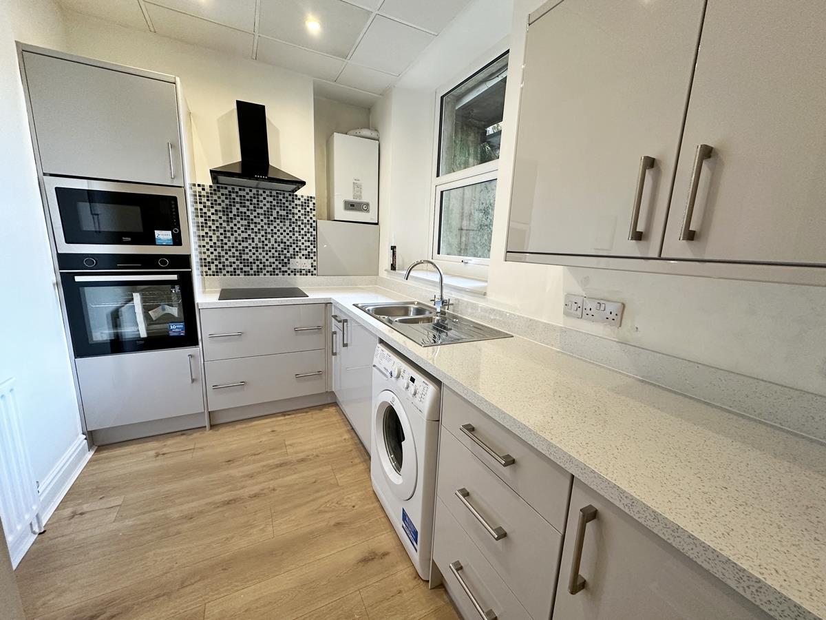 Flat 1, 35 Peel Road, Douglas. - Photo 4 of 8