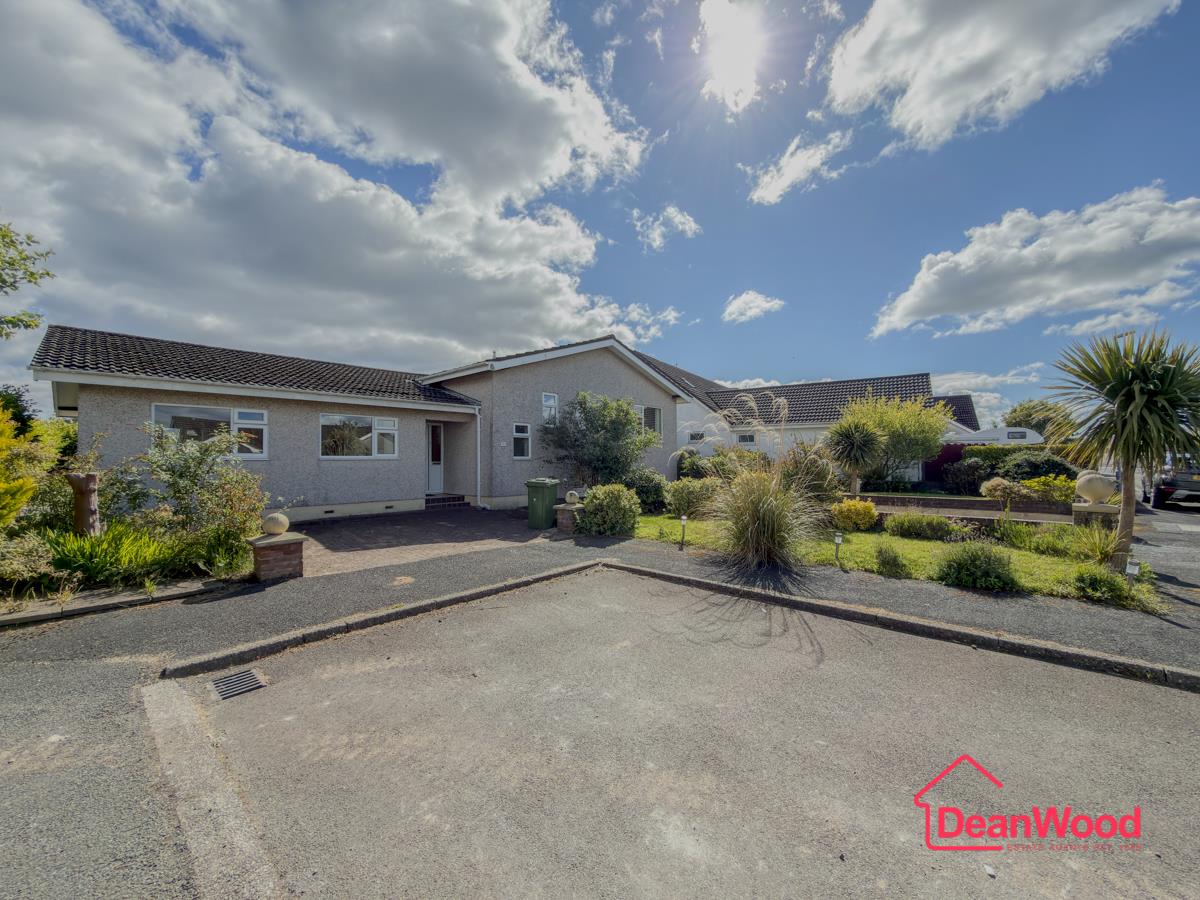 30 Fairway Close, Onchan. - Photo 2 of 29