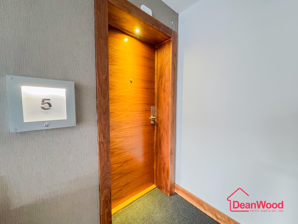 5 Quay West, Bridge Road, Douglas, Isle Of Man. - Photo 3 of 18