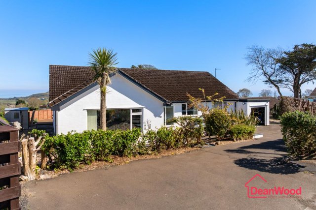 6, Rosedene Close, Birch Hill, Onchan.