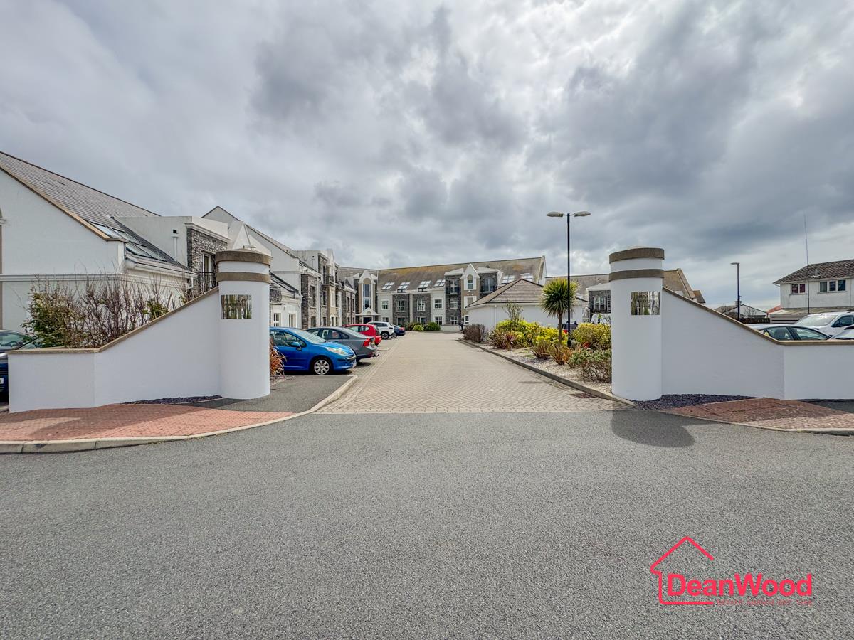 10 Castle Court, Farrants Way, Castletown, Isle of Man. - Photo 2 of 15