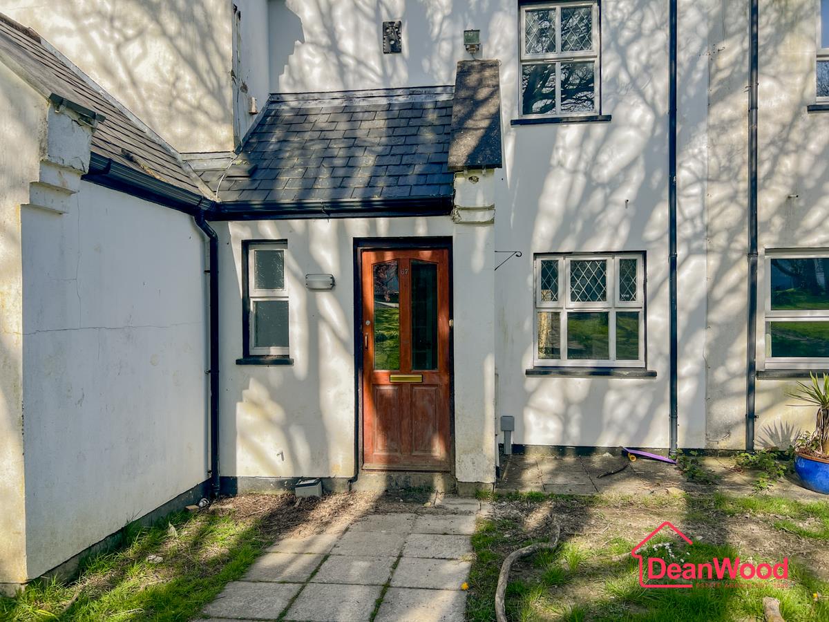 67, Murrays Lake Drive, Santon. - Photo 2 of 19