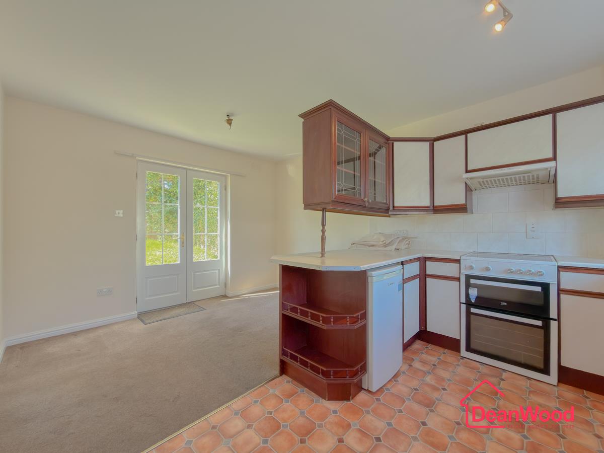 78 Lakeside Road, Douglas, Isle Of Man. - Photo 5 of 11