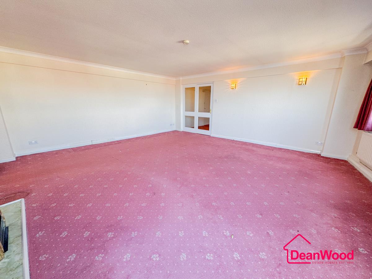 903 Kings Court, Ramsey, Isle Of Man. - Photo 4 of 15