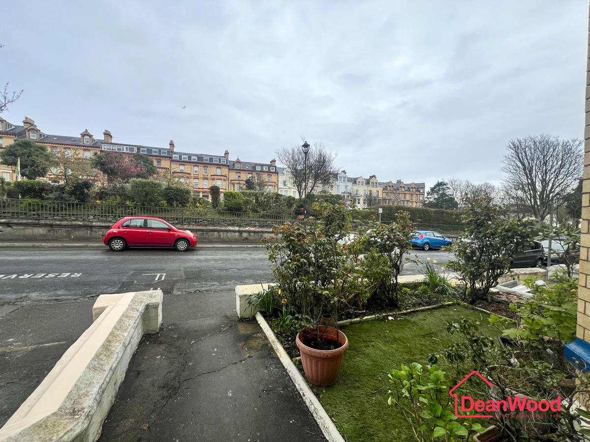 13 Hutchinson Square, Douglas, Isle of Man. - Photo 3 of 25
