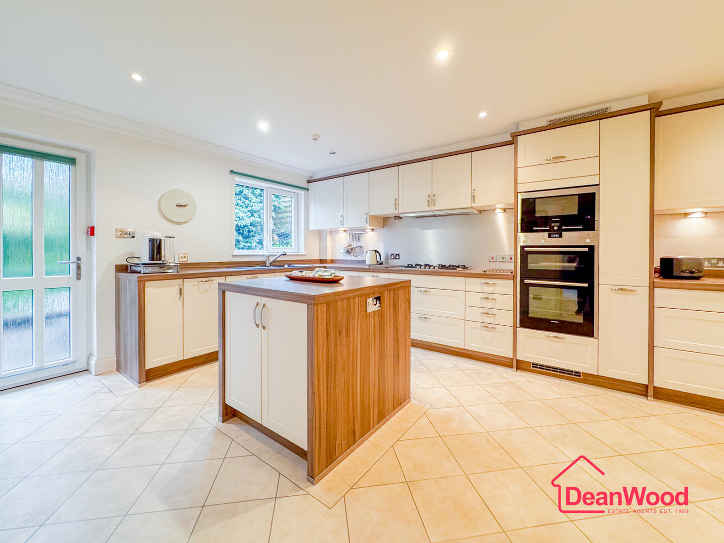 Apartment 2, The Downs, Union Mills. - Photo 4 of 39