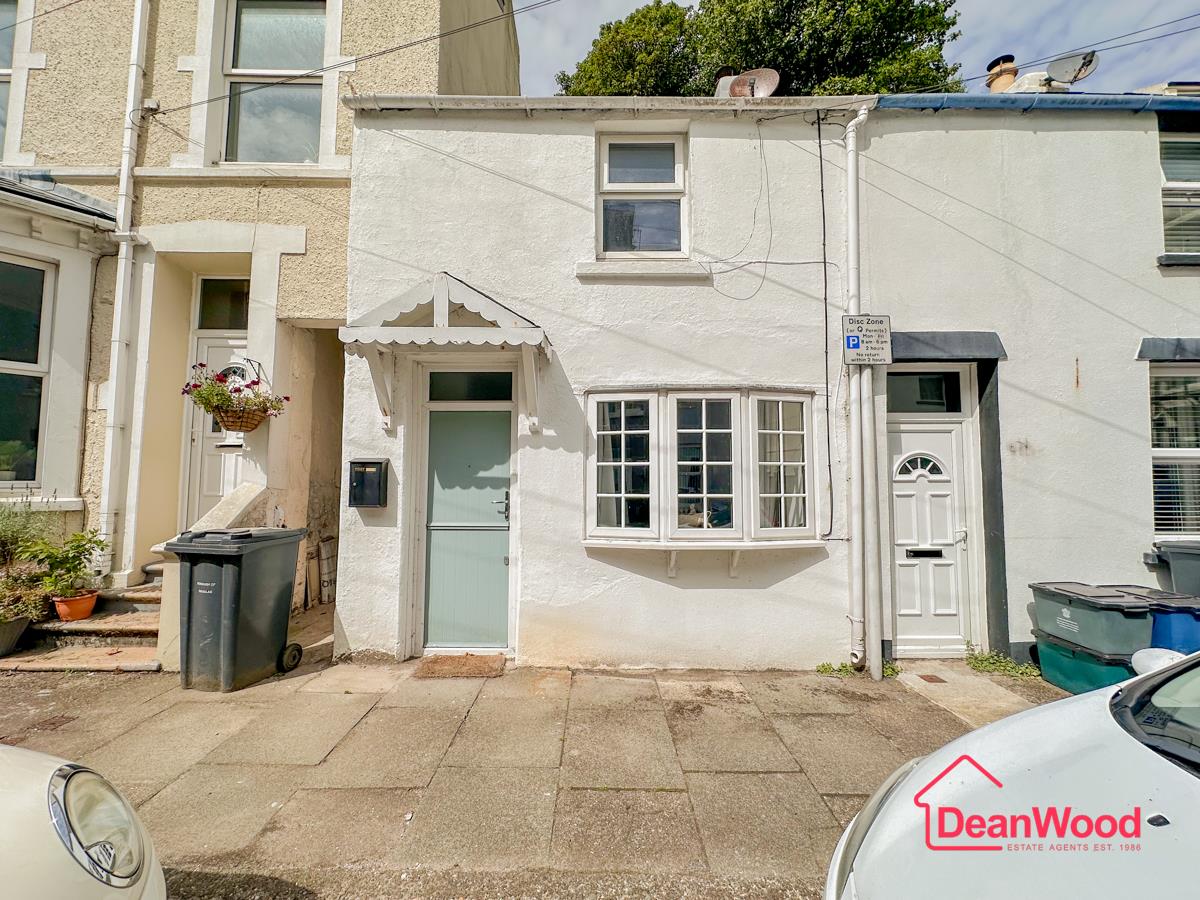 111 Castle Mona Avenue, Douglas. - Photo 1 of 13